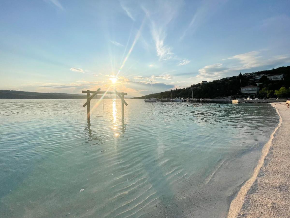 Apartmani Irena Jadranovo Esterno foto