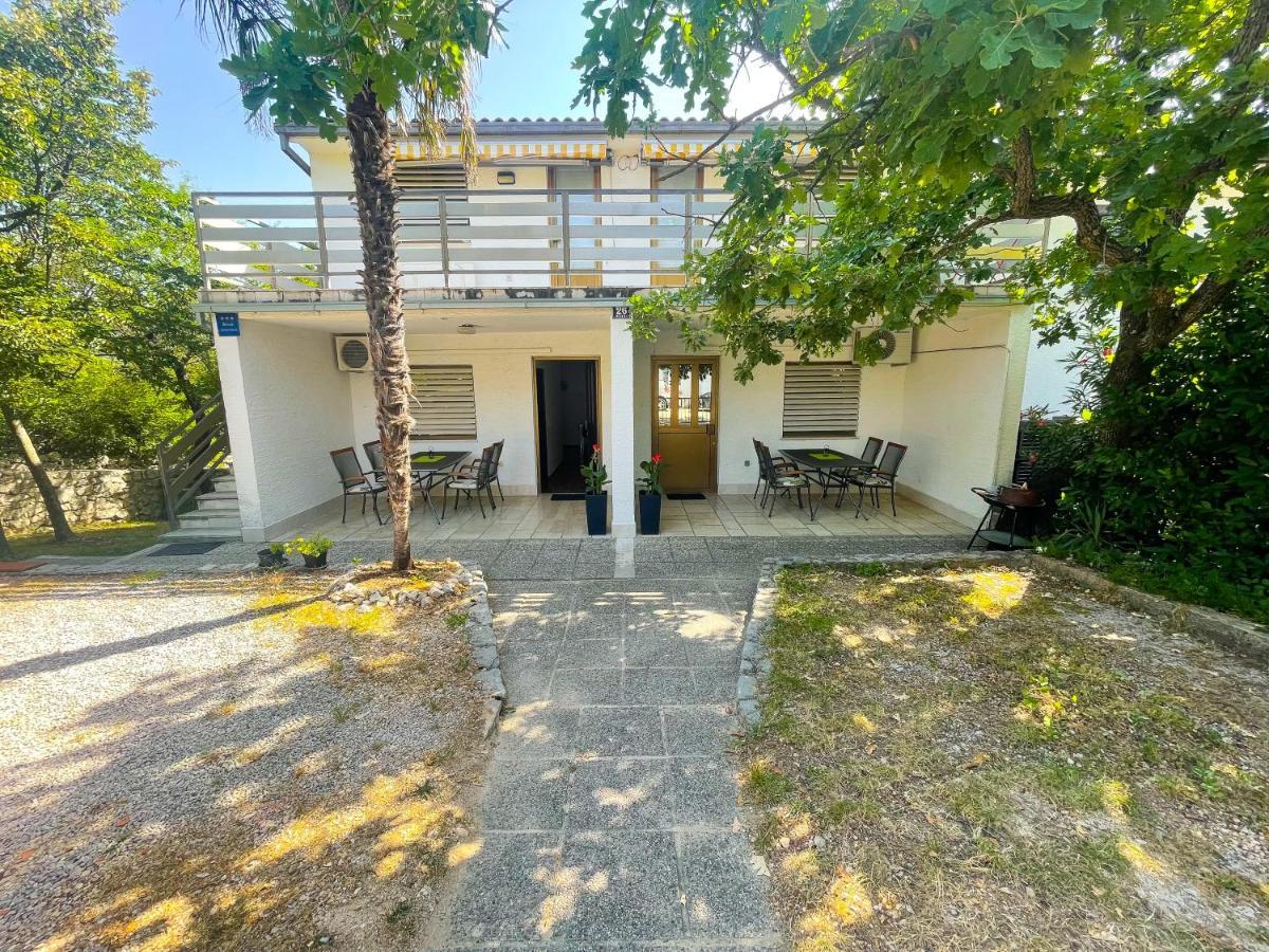 Apartmani Irena Jadranovo Esterno foto