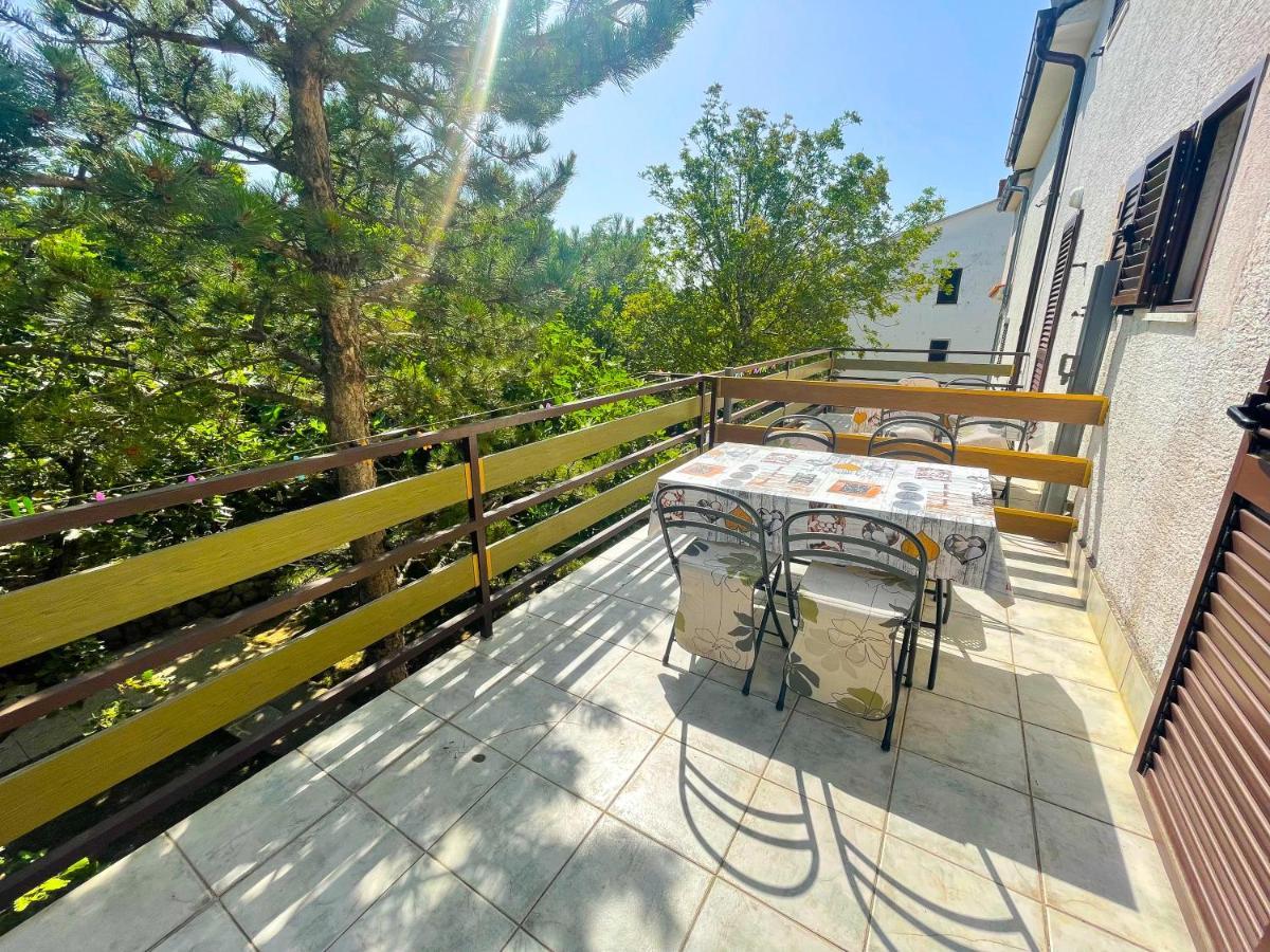 Apartmani Irena Jadranovo Esterno foto