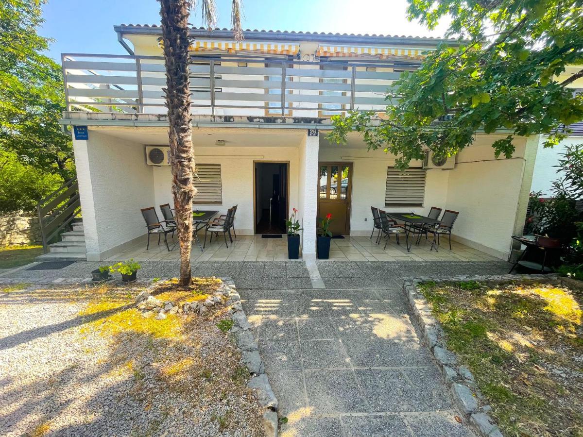 Apartmani Irena Jadranovo Esterno foto