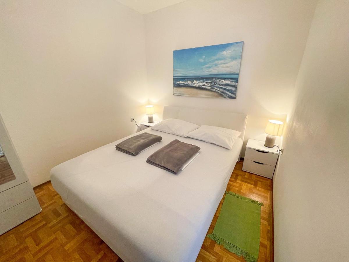 Apartmani Irena Jadranovo Esterno foto