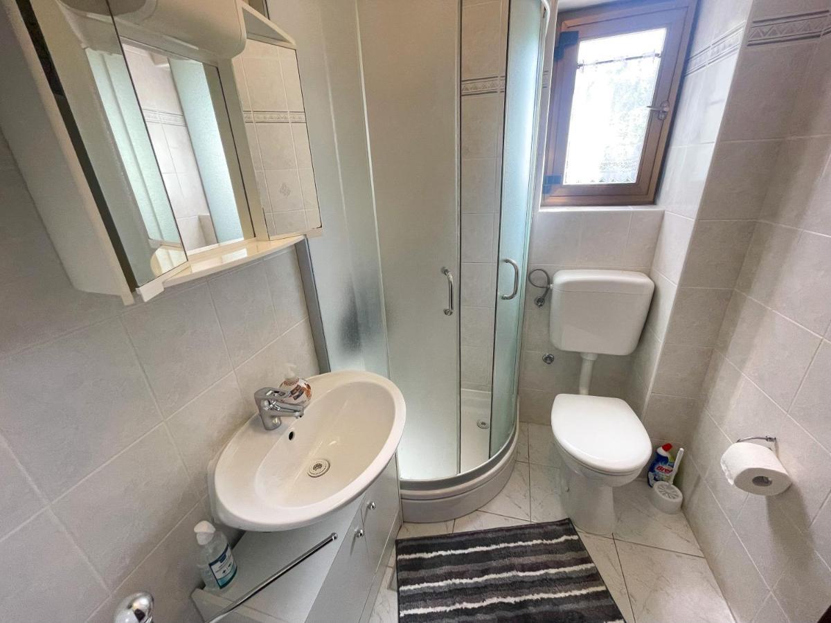 Apartmani Irena Jadranovo Esterno foto