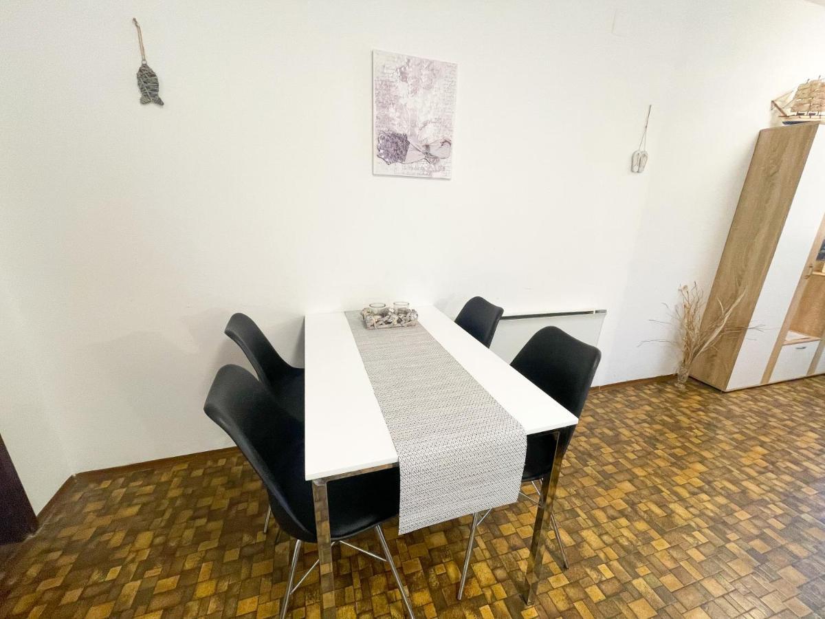 Apartmani Irena Jadranovo Esterno foto
